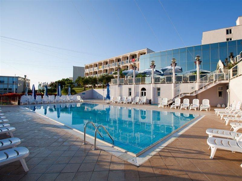 Hotel Istra Plava Laguna Poreč Exterior foto